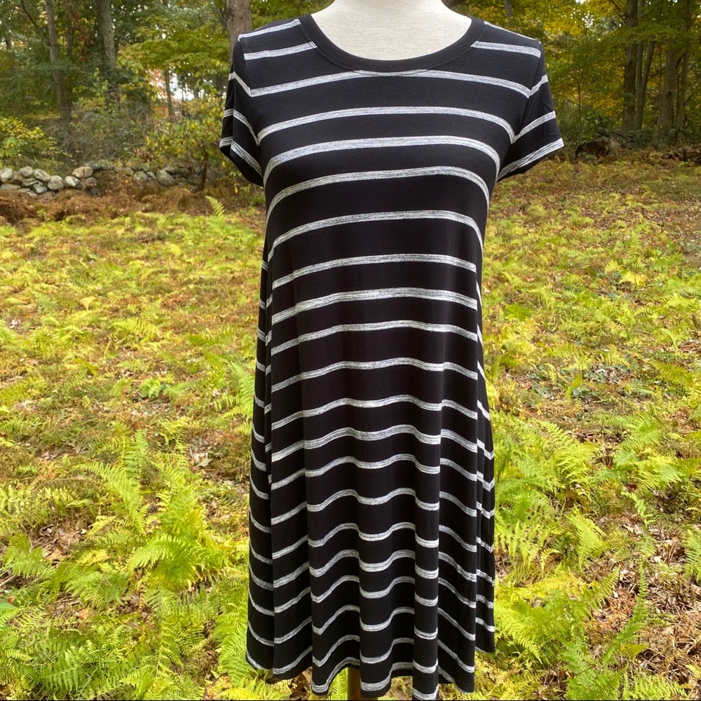 ADRIENNE VITTADINI DRESS MINI BLACK WHITE STRIPE CAP SLEEVE A-LINE SIZE XS
